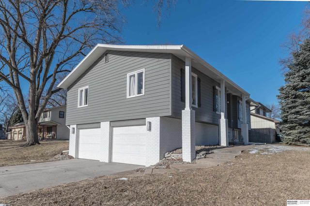 13593 Walnut Street, Omaha, NE 68144