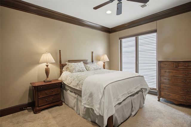 501 Samuels Avenue 230, Fort Worth, TX 76102