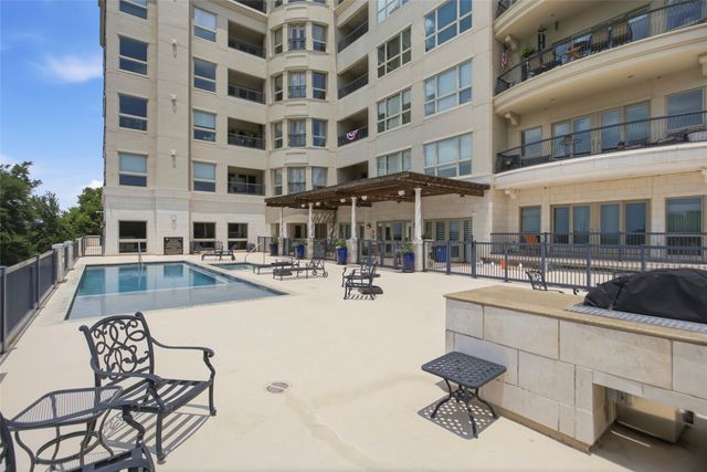 501 Samuels Avenue 230, Fort Worth, TX 76102