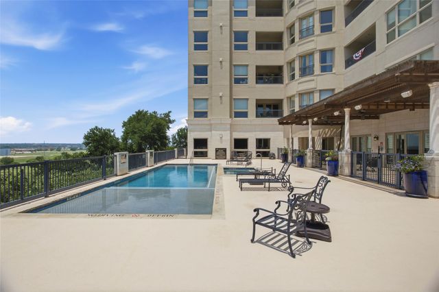 501 Samuels Avenue 230, Fort Worth, TX 76102