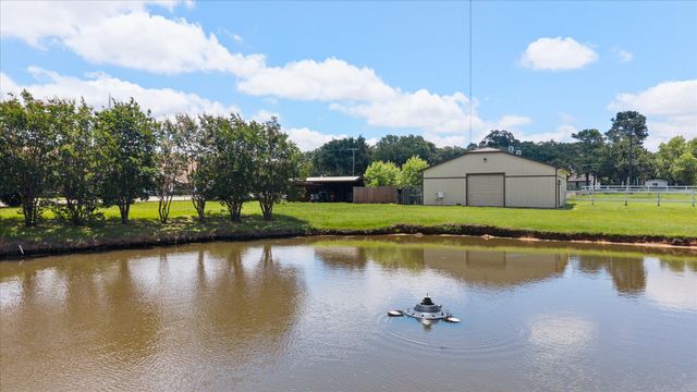 8111 Russell Curry Road, Arlington, TX 76001