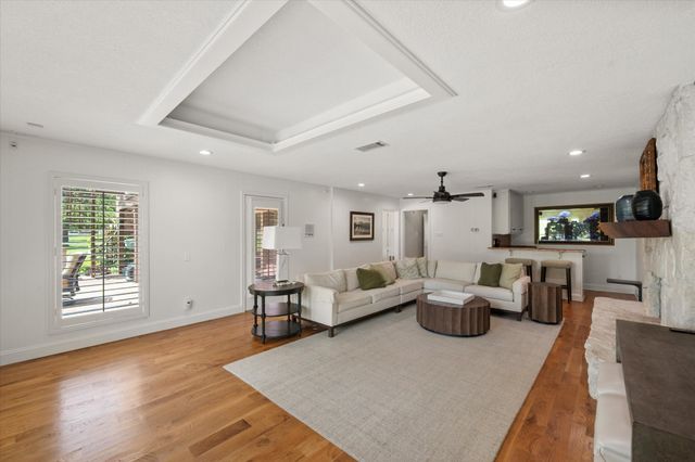 8111 Russell Curry Road, Arlington, TX 76001