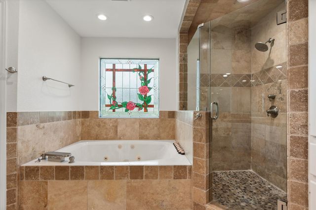8111 Russell Curry Road, Arlington, TX 76001