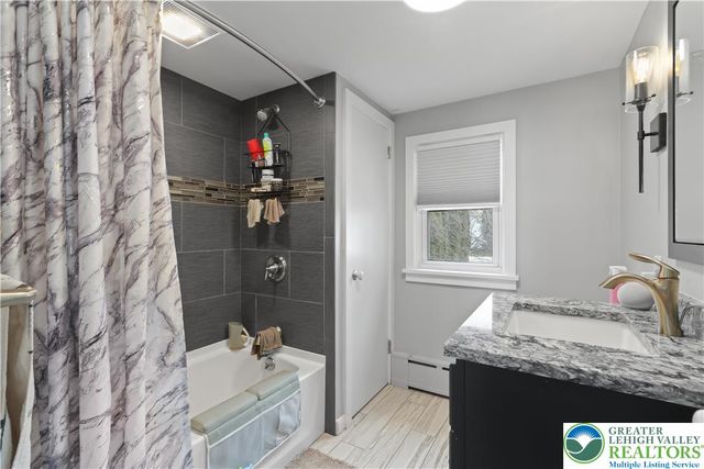 4205 Roosevelt Street, Whitehall Twp, PA 18052