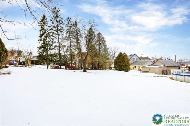 4205 Roosevelt Street, Whitehall Twp, PA 18052