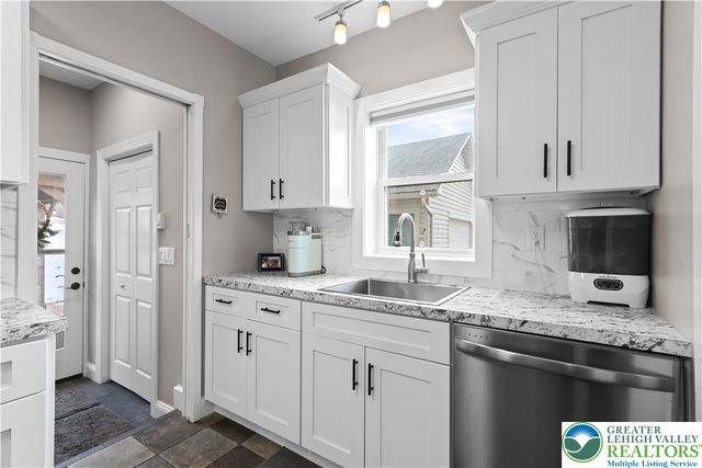 4205 Roosevelt Street, Whitehall Twp, PA 18052