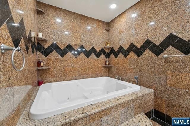 735 Golden Avenue, Secaucus, NJ 07094