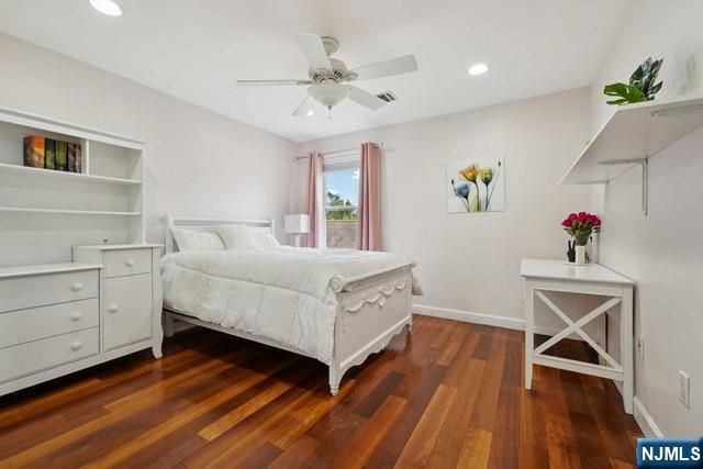 735 Golden Avenue, Secaucus, NJ 07094