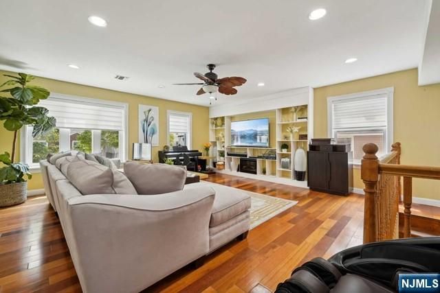 735 Golden Avenue, Secaucus, NJ 07094