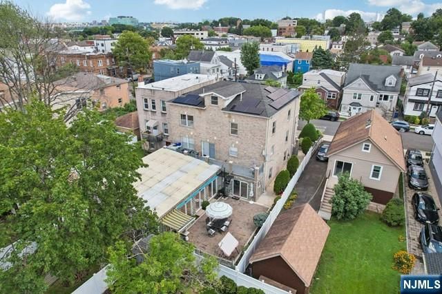 735 Golden Avenue, Secaucus, NJ 07094