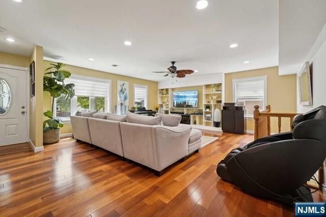 735 Golden Avenue, Secaucus, NJ 07094