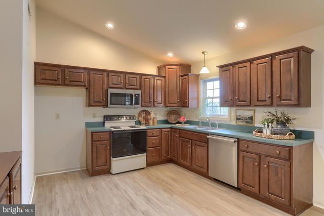 47 ARBOR DR, Myerstown, PA 17067