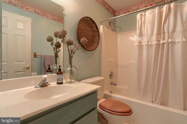 47 ARBOR DR, Myerstown, PA 17067