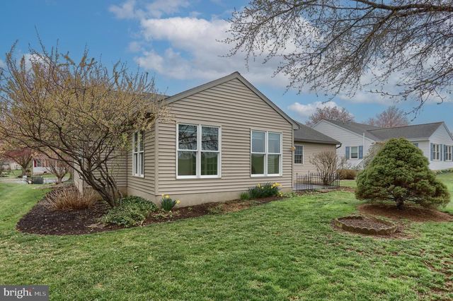 47 ARBOR DR, Myerstown, PA 17067