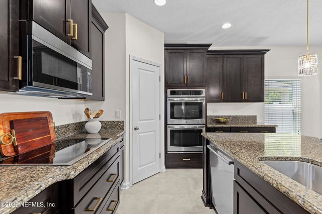 190 RED CEDAR Drive, St. Johns, FL 32259