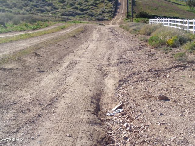 1800 Katee Lane, Palmdale, CA 93550