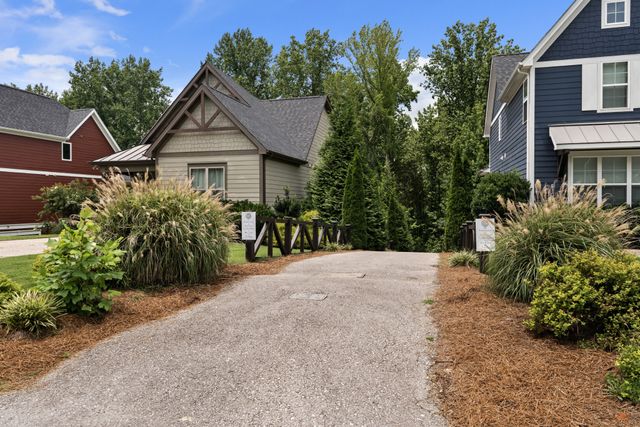 431 Evans Dr, Tullahoma, TN 37388
