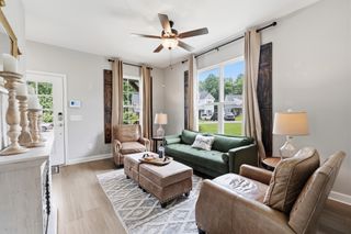 431 Evans Dr, Tullahoma, TN 37388