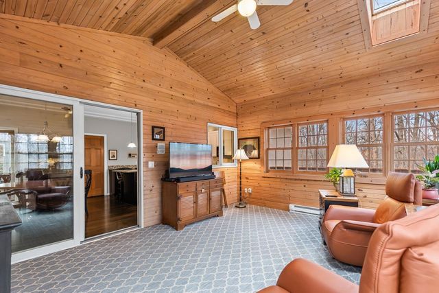 26335 Peach Circle, Excelsior, MN 55331