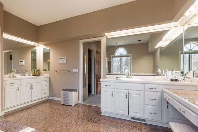 26335 Peach Circle, Excelsior, MN 55331