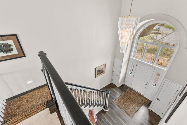 26335 Peach Circle, Excelsior, MN 55331