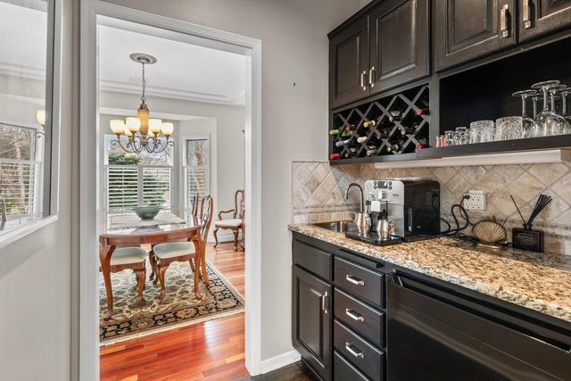 26335 Peach Circle, Excelsior, MN 55331