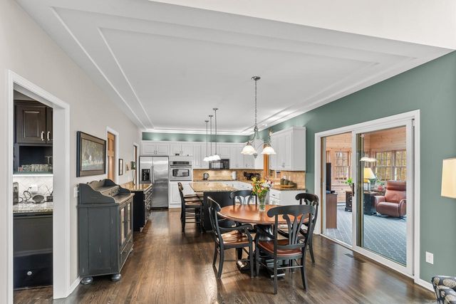 26335 Peach Circle, Excelsior, MN 55331