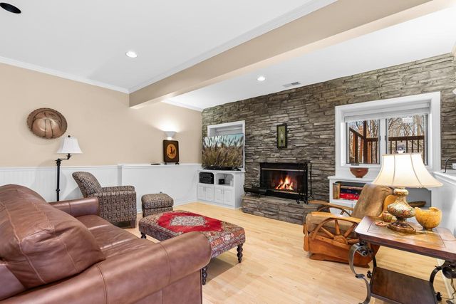 26335 Peach Circle, Excelsior, MN 55331