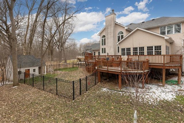 26335 Peach Circle, Excelsior, MN 55331