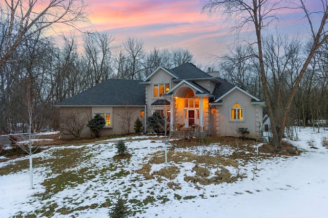 26335 Peach Circle, Excelsior, MN 55331