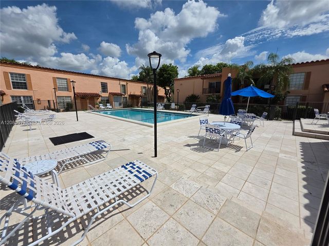 7110 Fairway Drive L12, Miami Lakes, FL 33014