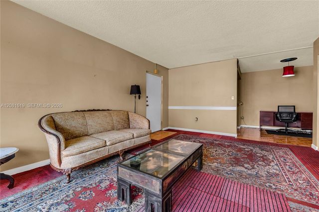 7110 Fairway Drive L12, Miami Lakes, FL 33014