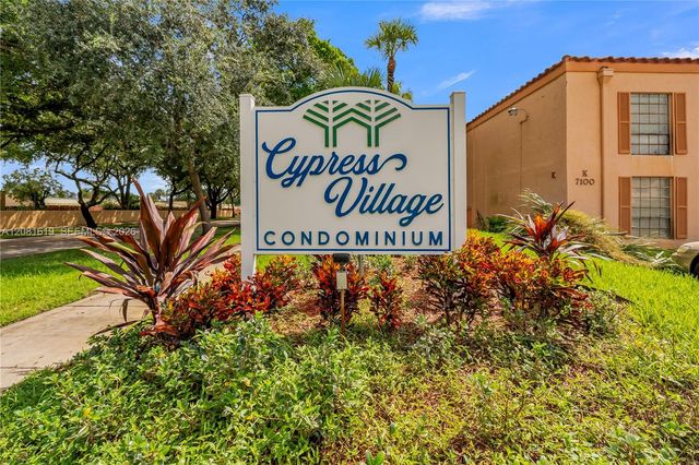 7110 Fairway Drive L12, Miami Lakes, FL 33014