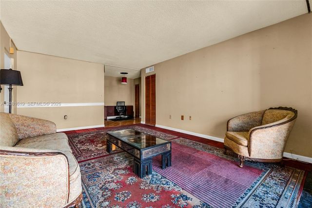 7110 Fairway Drive L12, Miami Lakes, FL 33014