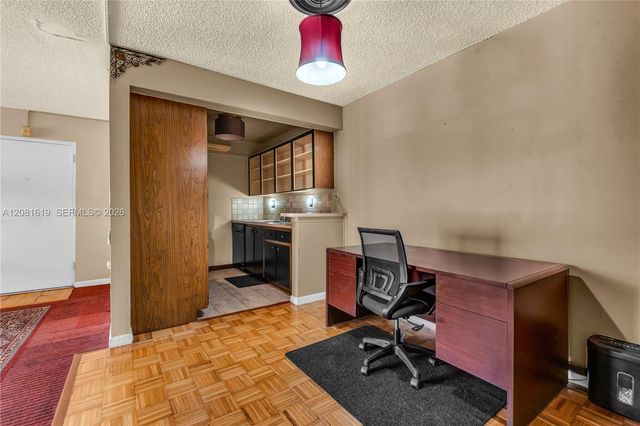 7110 Fairway Drive L12, Miami Lakes, FL 33014
