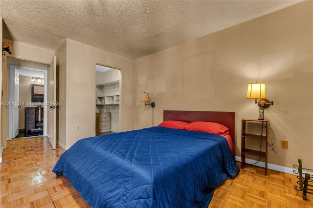 7110 Fairway Drive L12, Miami Lakes, FL 33014