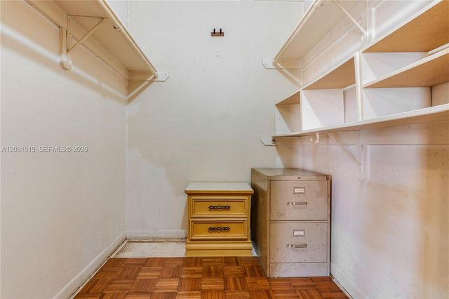 7110 Fairway Drive L12, Miami Lakes, FL 33014