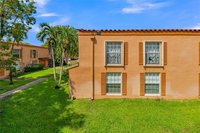 7110 Fairway Drive L12, Miami Lakes, FL 33014
