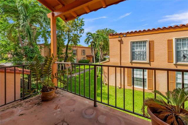 7110 Fairway Drive L12, Miami Lakes, FL 33014