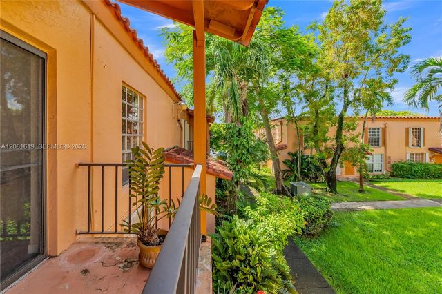 7110 Fairway Drive L12, Miami Lakes, FL 33014