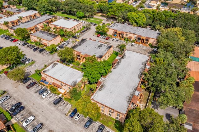7110 Fairway Drive L12, Miami Lakes, FL 33014
