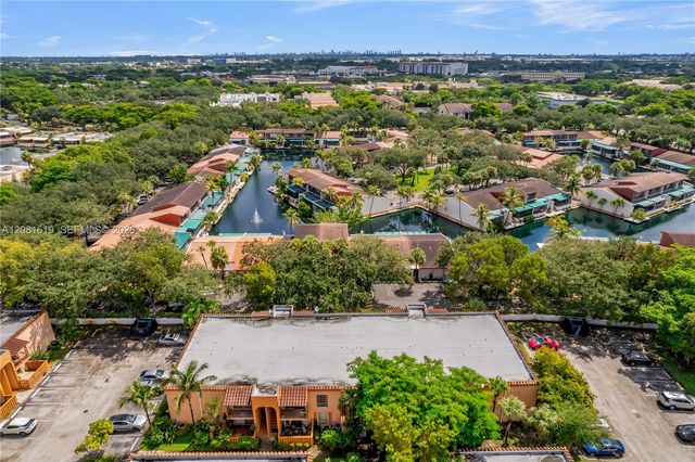 7110 Fairway Drive L12, Miami Lakes, FL 33014