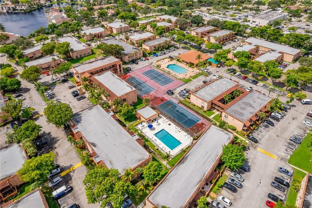 7110 Fairway Drive L12, Miami Lakes, FL 33014