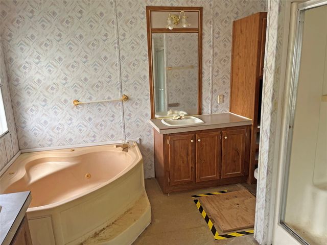 193 Gun Club Road, Denison, TX 75021