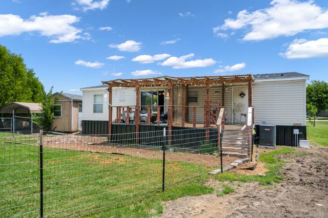 1215 Alliance Boulevard, Rhome, TX 76078