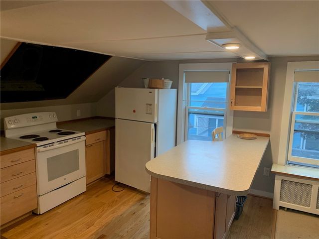 107 Prospect Hill Street 2, Newport, RI 02840