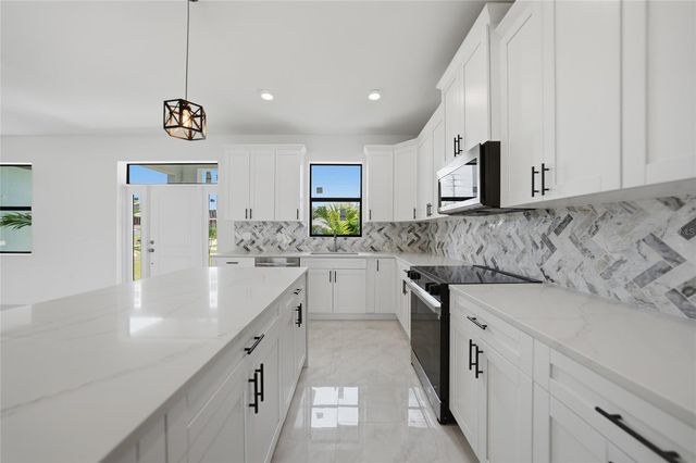 11058 GULFSTREAM BOULEVARD, Englewood, FL 34224