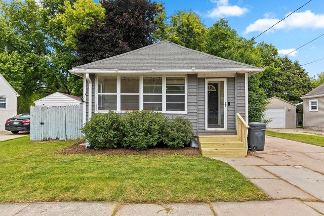 1341 MCCORMICK STREET, Green Bay, WI 54301
