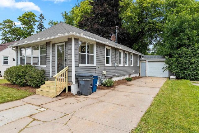 1341 MCCORMICK STREET, Green Bay, WI 54301