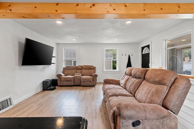 1341 MCCORMICK STREET, Green Bay, WI 54301